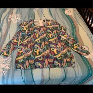 Lightweight long sleeve sweater